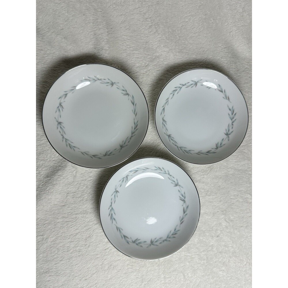 Vintage Royal Cameo Fine China Japan Laura 2211 Set of 3 Fruit Dessert Bowls